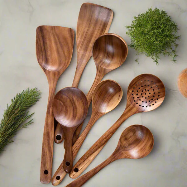 KitchenRoots™ – Umweltfreundliche Küchenhelfer aus Holz